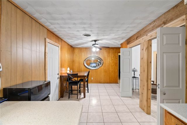 1302 Aswan Dr, Corpus Christi, TX 78412