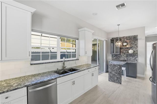 3854 Cotton Green Path DR, Naples, FL 34114