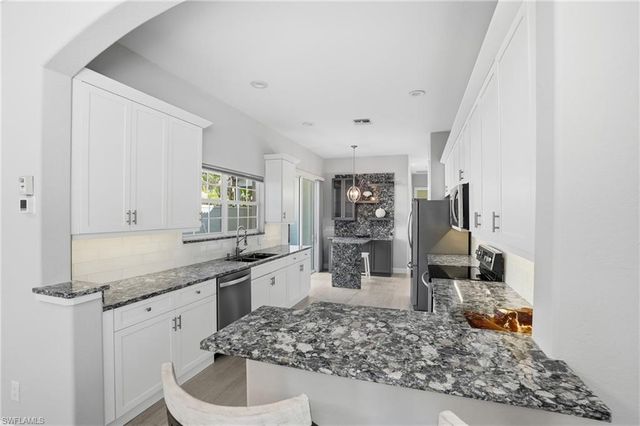 3854 Cotton Green Path DR, Naples, FL 34114