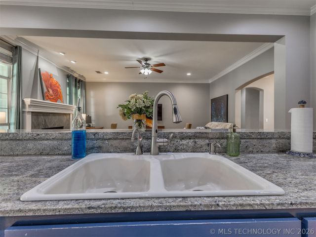 12325 S 4th Street, Jenks, OK 74037