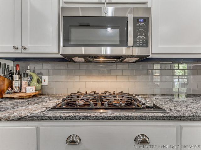 12325 S 4th Street, Jenks, OK 74037