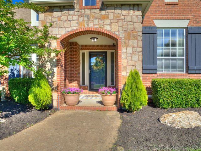 12325 S 4th Street, Jenks, OK 74037