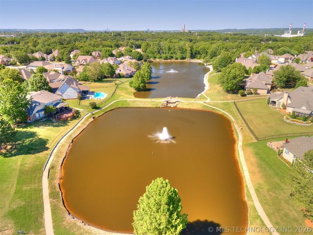12325 S 4th Street, Jenks, OK 74037