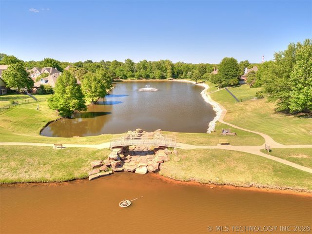 12325 S 4th Street, Jenks, OK 74037