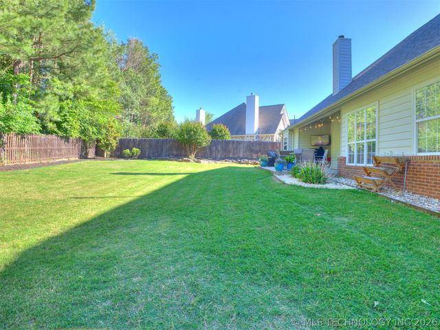 12325 S 4th Street, Jenks, OK 74037