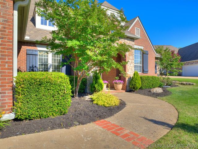 12325 S 4th Street, Jenks, OK 74037
