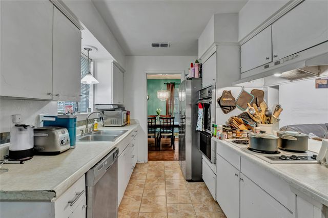 3408 Hastings Drive, Arlington, TX 76013