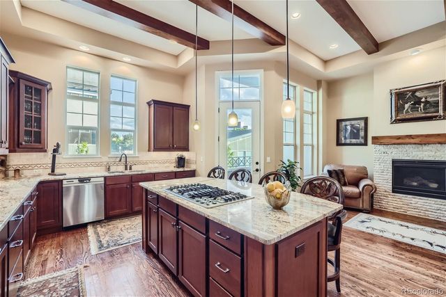 10104 Inverness Main Street, Englewood, CO 80112