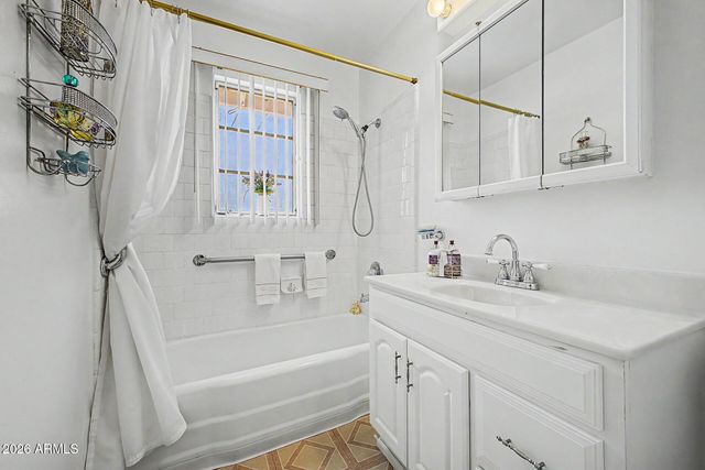 3703 W LEWIS Avenue, Phoenix, AZ 85009