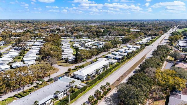 3950 ROXANE BOULEVARD 2B, Sarasota, FL 34235