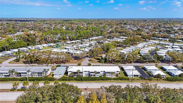 3950 ROXANE BOULEVARD 2B, Sarasota, FL 34235