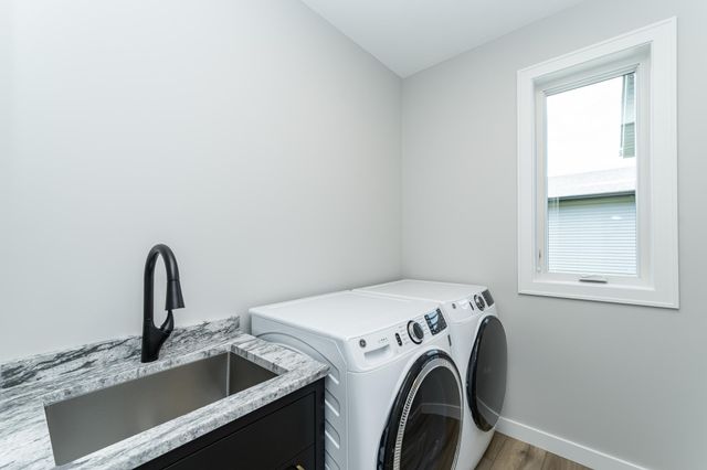 6554 Morgan Drive NW, Byron, MN 55920