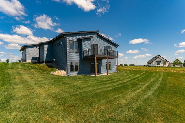 6554 Morgan Drive NW, Byron, MN 55920