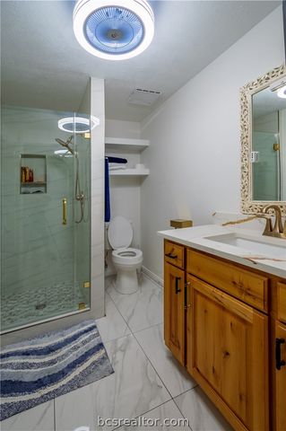148 Fairway Circle, Hilltop Lakes, TX 77871