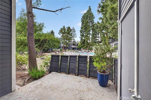 25659 Pine Creek LN, Wilmington, CA 90744