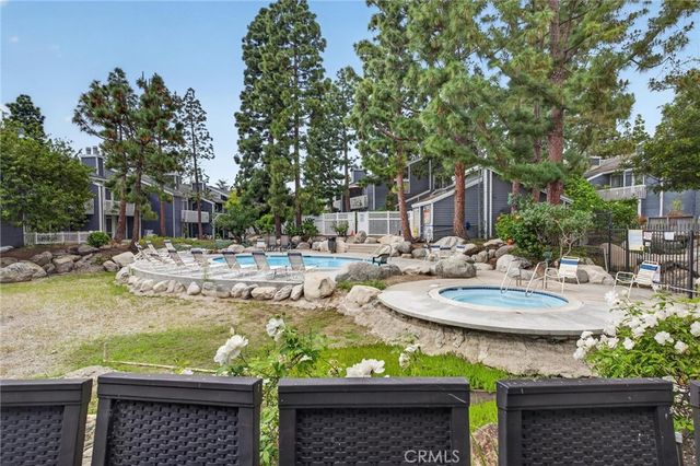 25659 Pine Creek LN, Wilmington, CA 90744