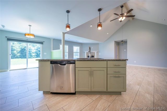 2404 Magnolia Court L 49, Clarksville, IN 47129