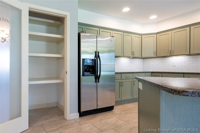 2404 Magnolia Court L 49, Clarksville, IN 47129