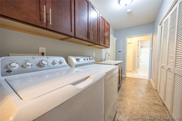 2404 Magnolia Court L 49, Clarksville, IN 47129