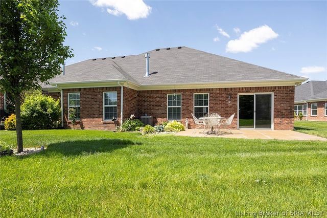 2404 Magnolia Court L 49, Clarksville, IN 47129