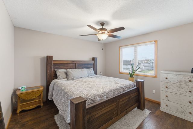 2704 River Ridge Road, Des Moines, IA 50320