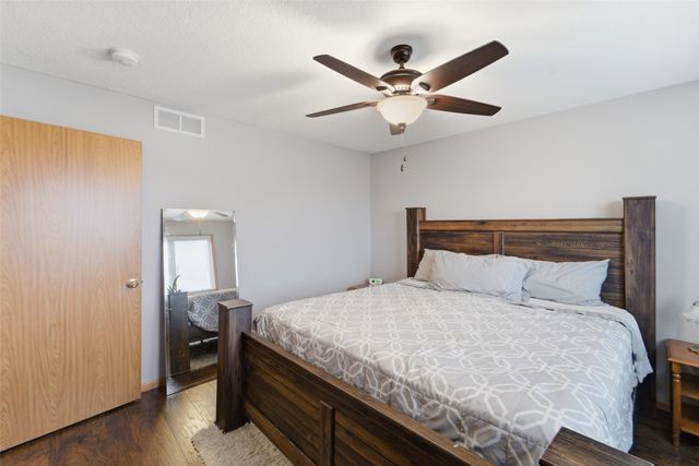 2704 River Ridge Road, Des Moines, IA 50320