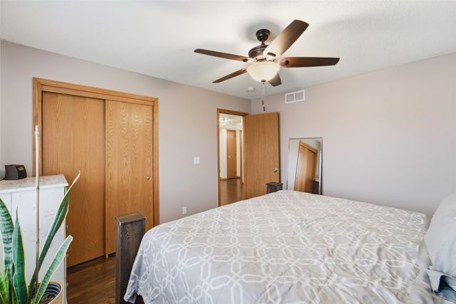 2704 River Ridge Road, Des Moines, IA 50320