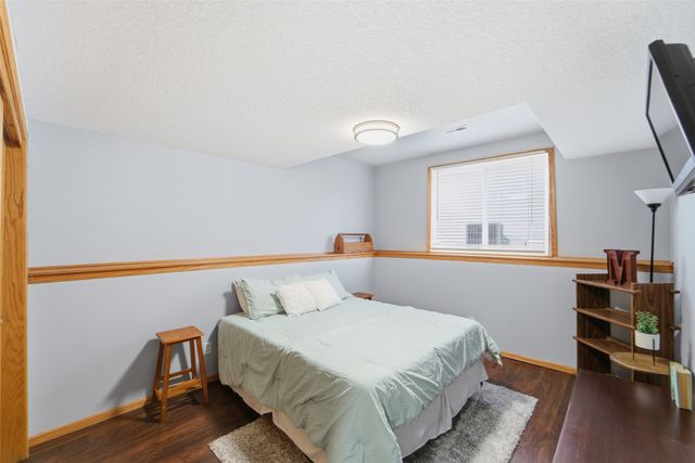 2704 River Ridge Road, Des Moines, IA 50320