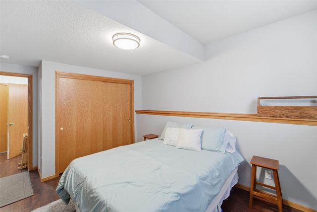 2704 River Ridge Road, Des Moines, IA 50320