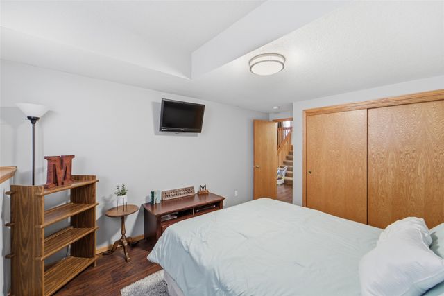 2704 River Ridge Road, Des Moines, IA 50320