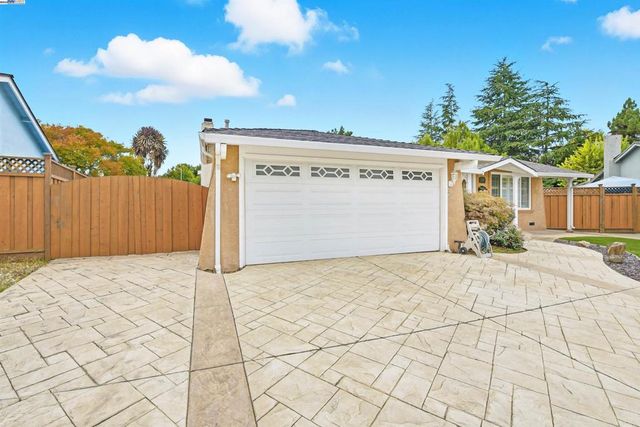 34233 Atteridge Pl, Fremont, CA 94555