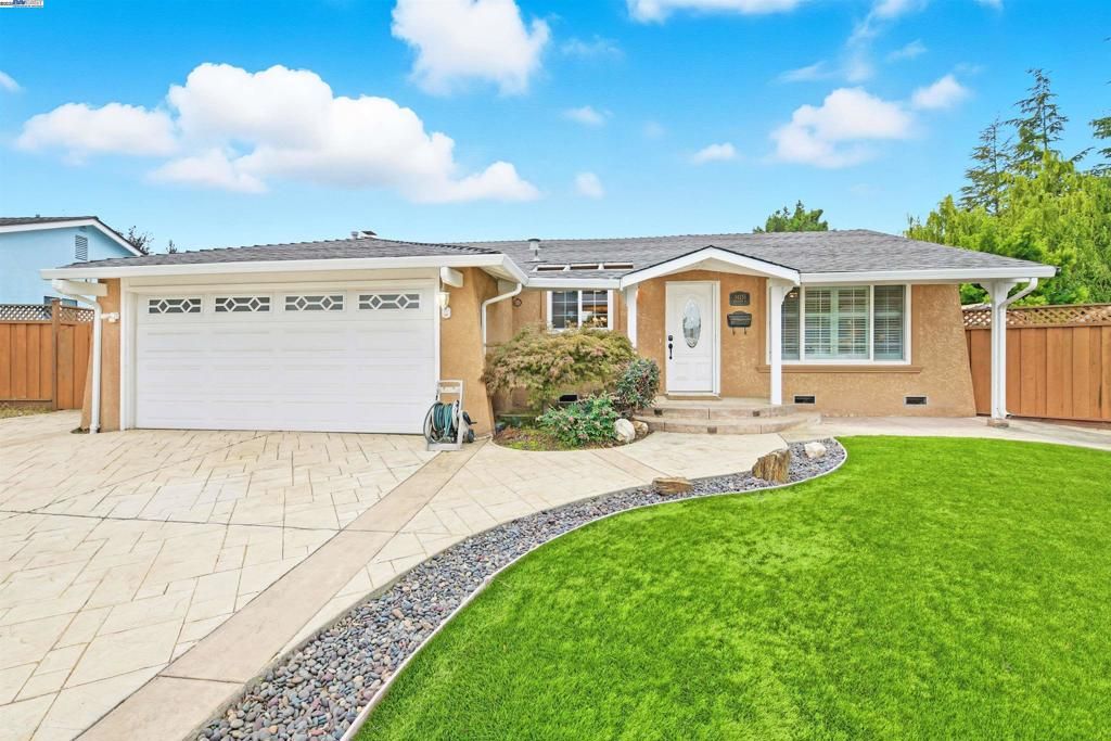 34233 Atteridge Pl, Fremont, CA 94555