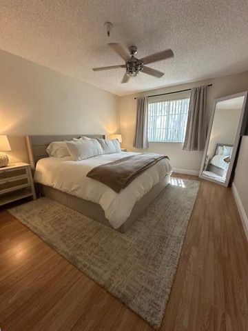 160 Yacht Club Way 212, Hypoluxo, FL 33462