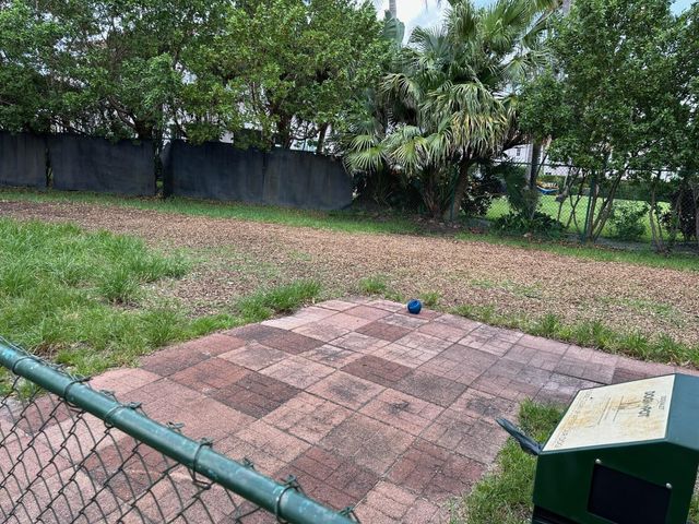 160 Yacht Club Way 212, Hypoluxo, FL 33462