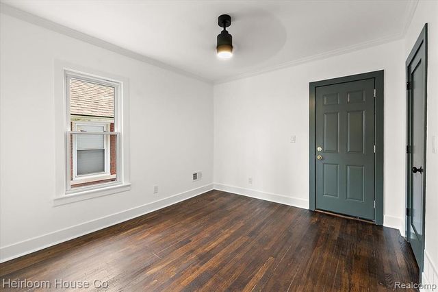 5360 Burns Street, Detroit, MI 48213