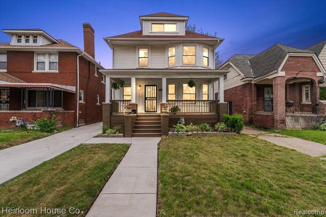 5360 Burns Street, Detroit, MI 48213