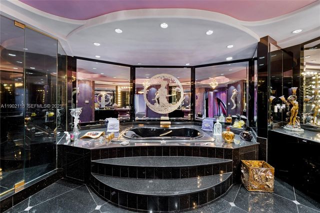 300 S Pointe Dr TH 3103, Miami Beach, FL 33139