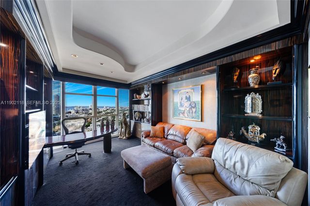 300 S Pointe Dr TH 3103, Miami Beach, FL 33139