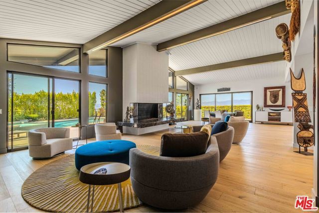 4326 Coronet Drive, Encino (los Angeles), CA 91316