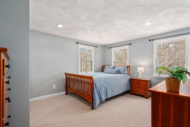 11 Axdell Road, Sudbury, MA 01776