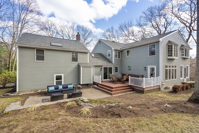 11 Axdell Road, Sudbury, MA 01776