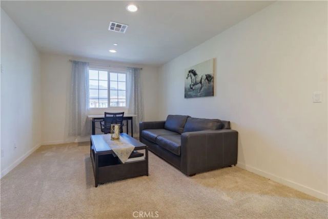 15755 Parry Peak Drive, Fontana, CA 92336