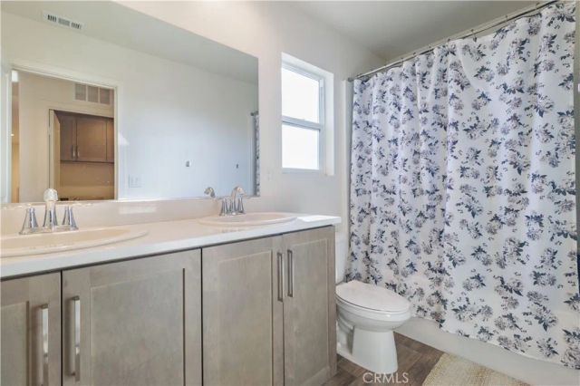 15755 Parry Peak Drive, Fontana, CA 92336