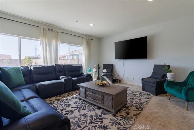 15755 Parry Peak Drive, Fontana, CA 92336