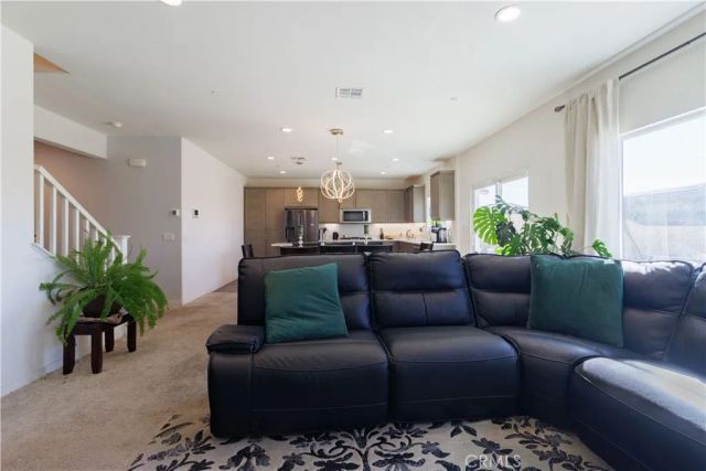 15755 Parry Peak Drive, Fontana, CA 92336