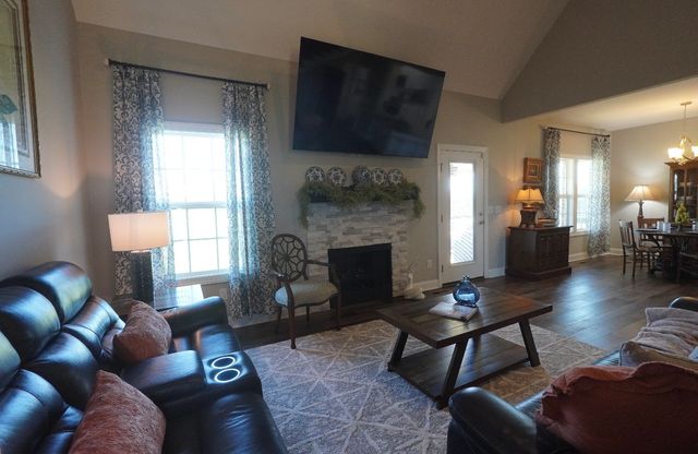 120 Sideview Rd, Gallatin, TN 37066