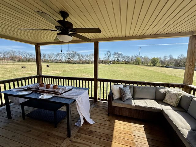 120 Sideview Rd, Gallatin, TN 37066