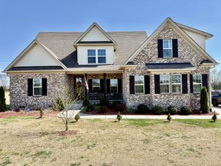 120 Sideview Rd, Gallatin, TN 37066