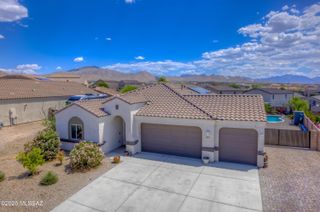 207 W Charles L McKay Street, Vail, AZ 85641