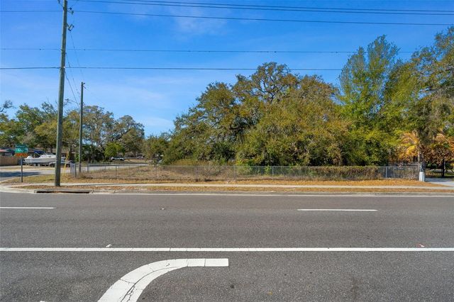 702 WESTWOOD DRIVE, Brandon, FL 33511